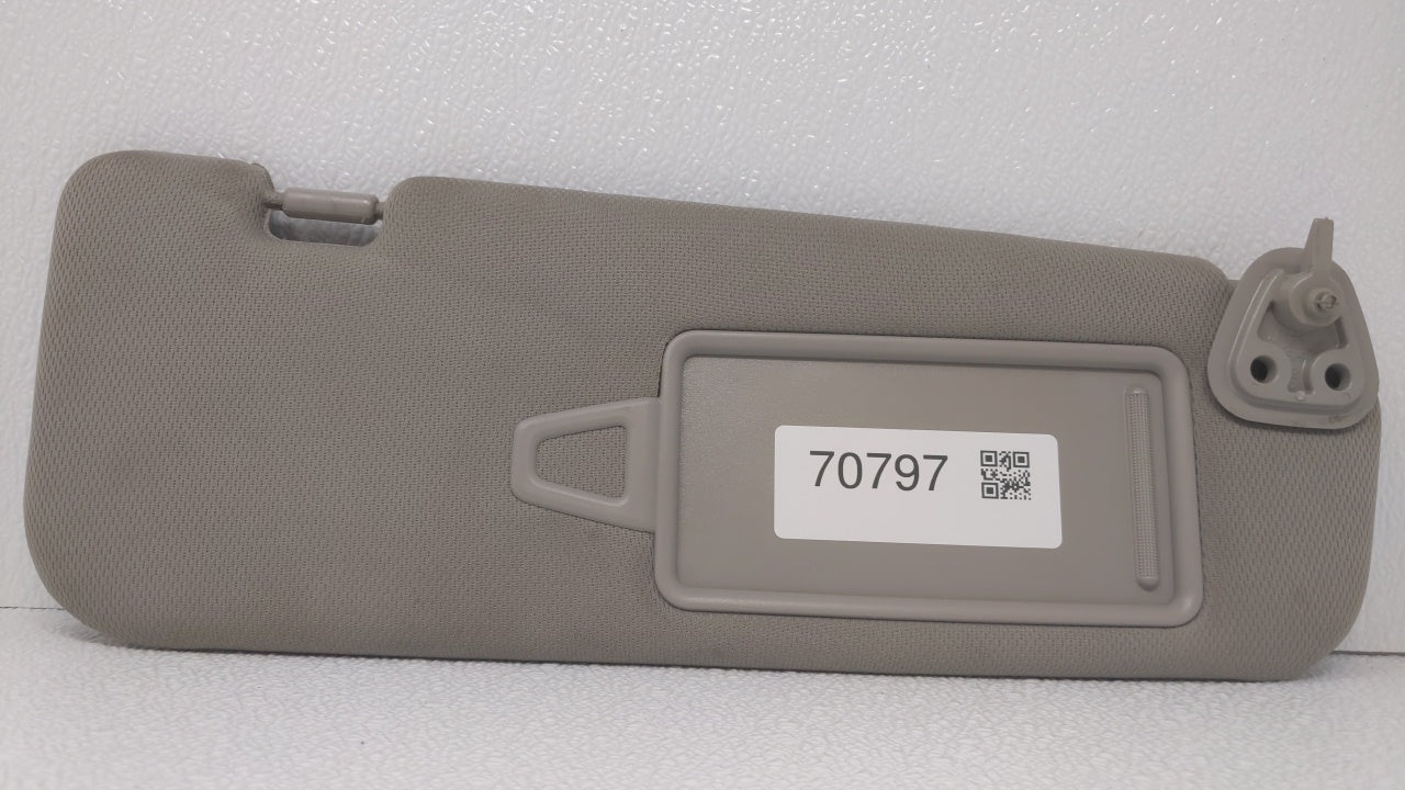 2010 Hyundai Genesis Sun Visor Shade Replacement Passenger Right Mirror Fits OEM Used Auto Parts - Oemusedautoparts1.com