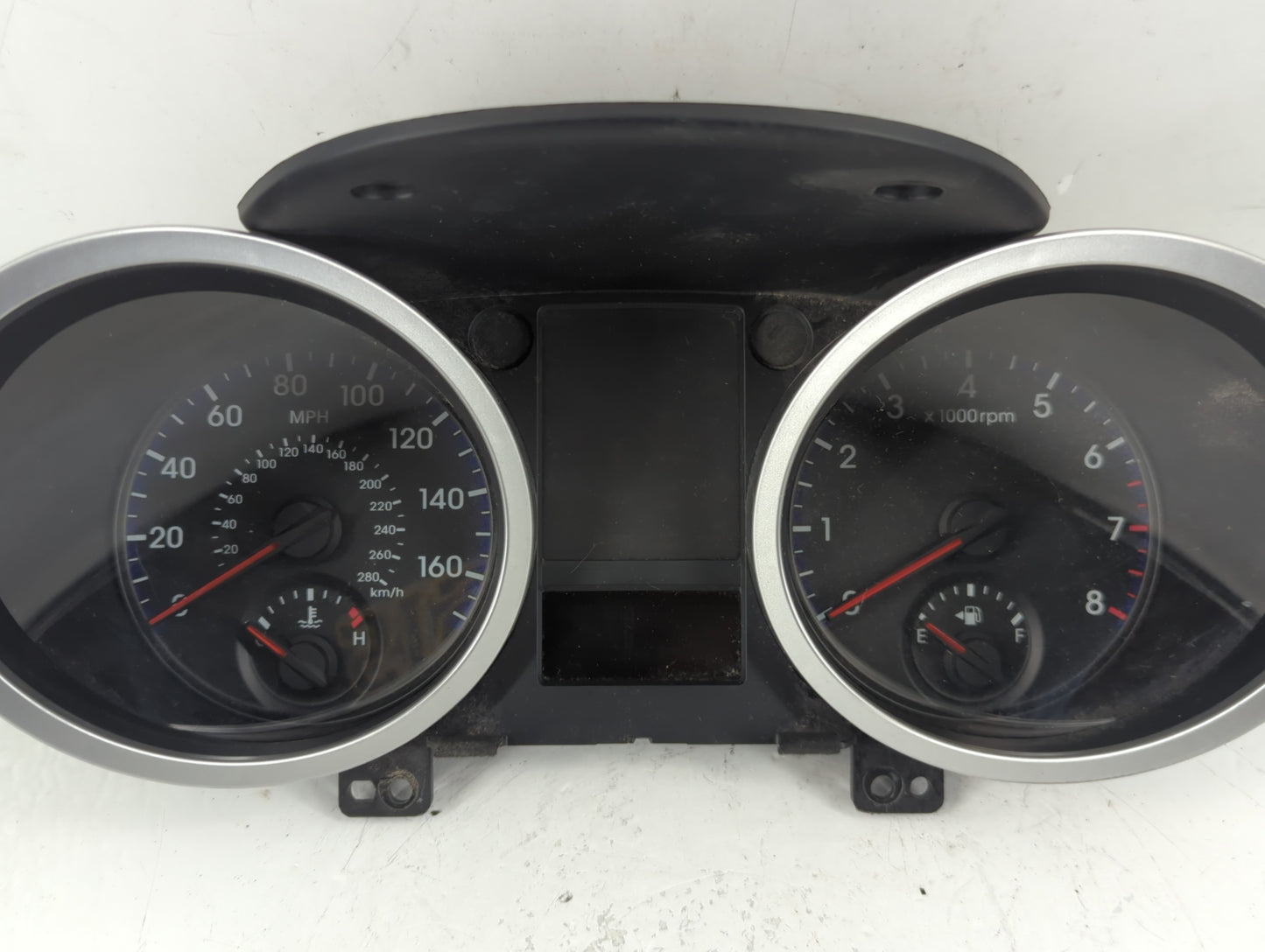 2009-2010 Hyundai Genesis Instrument Cluster Speedometer Gauges P/N:94001-2M310 Fits Fits 2009 2010 OEM Used Auto Parts - Oe