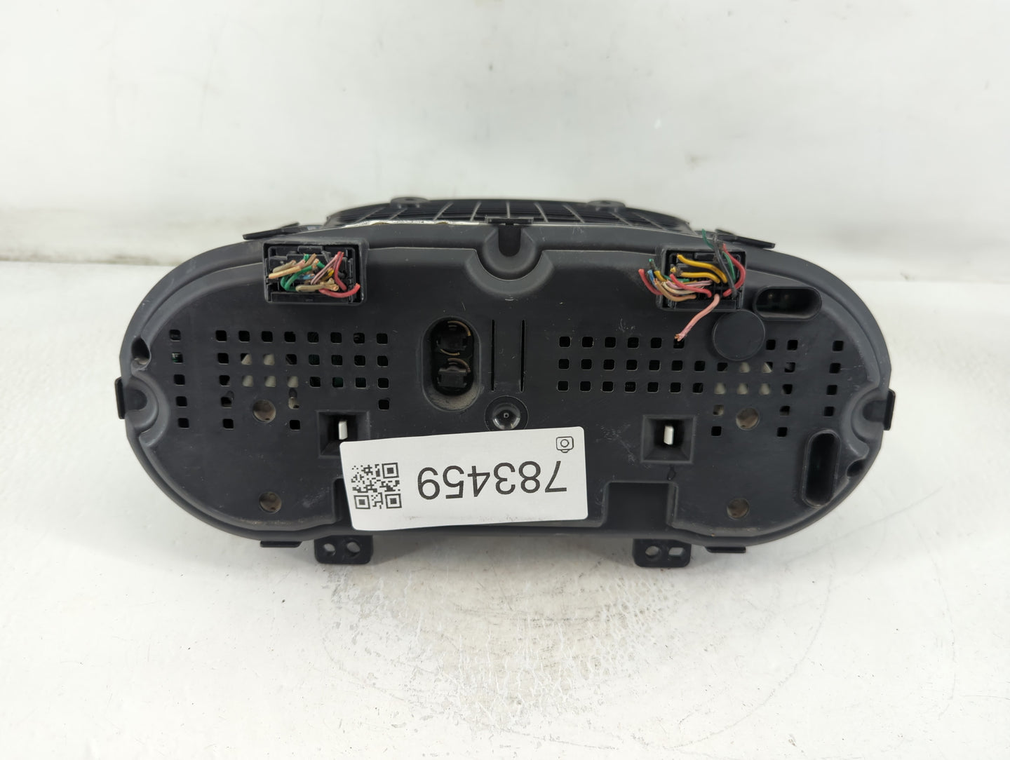 2009-2010 Hyundai Genesis Instrument Cluster Speedometer Gauges P/N:94001-2M310 Fits Fits 2009 2010 OEM Used Auto Parts - Oe