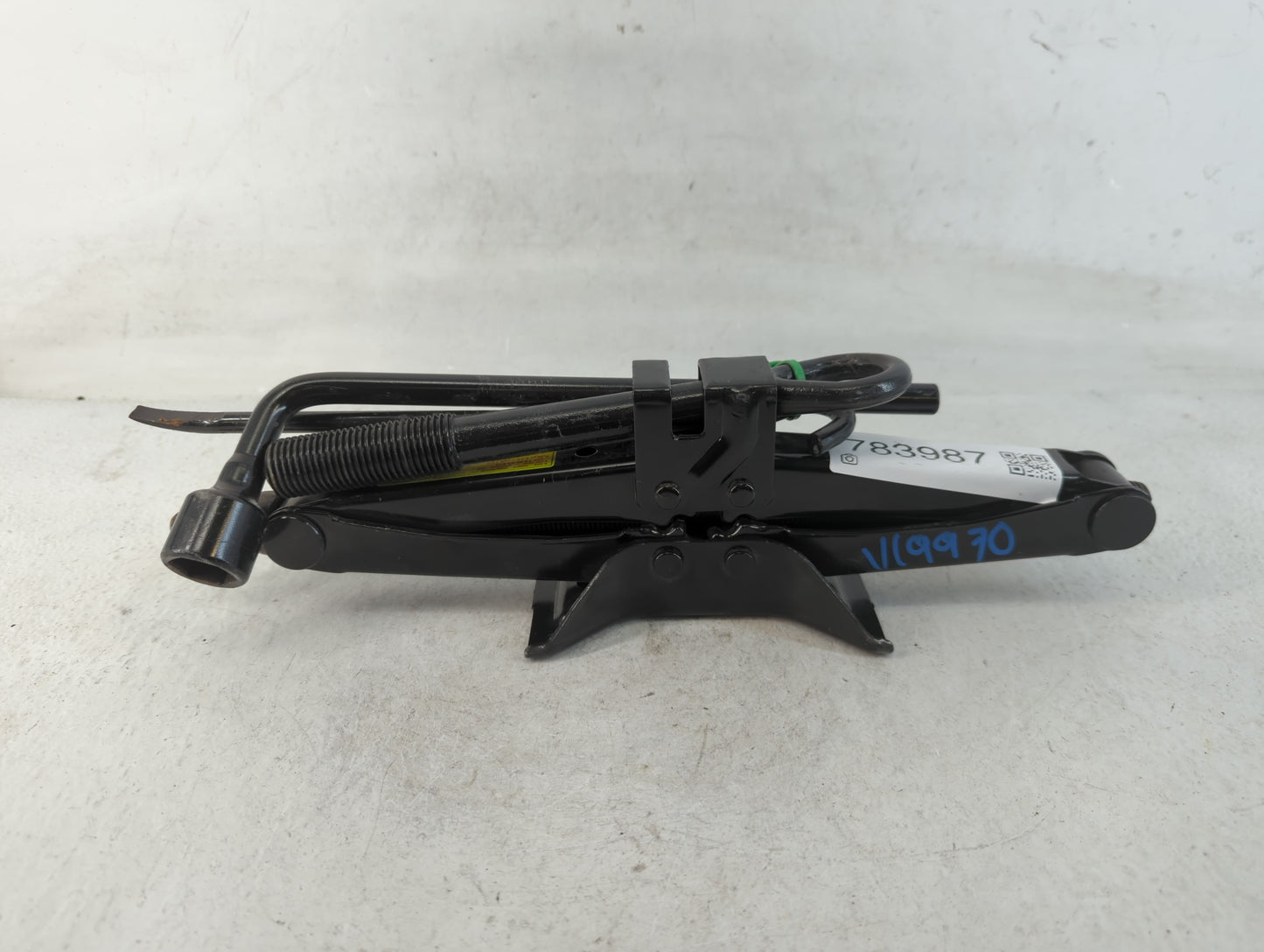 2010 Hyundai Genesis Spare Scissor Car Jack - Oemusedautoparts1.com