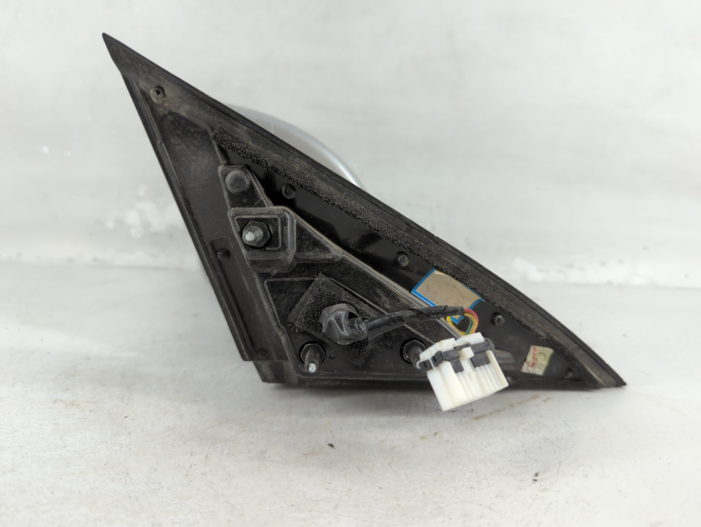 2009-2016 Hyundai Genesis Driver Side View Mirror - Left Door Mirror OEM Used - Oemusedautoparts1.com
