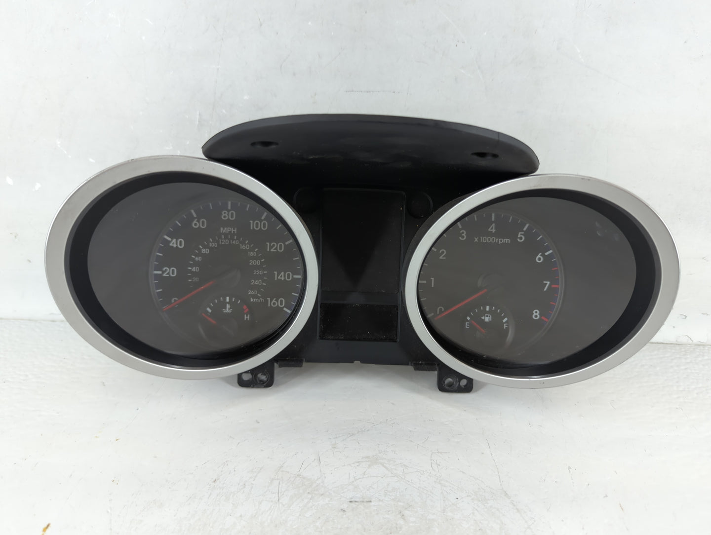 2009-2010 Hyundai Genesis Instrument Cluster Speedometer Gauges P/N:94001-2M190 Fits Fits 2009 2010 OEM Used Auto Parts - Oe