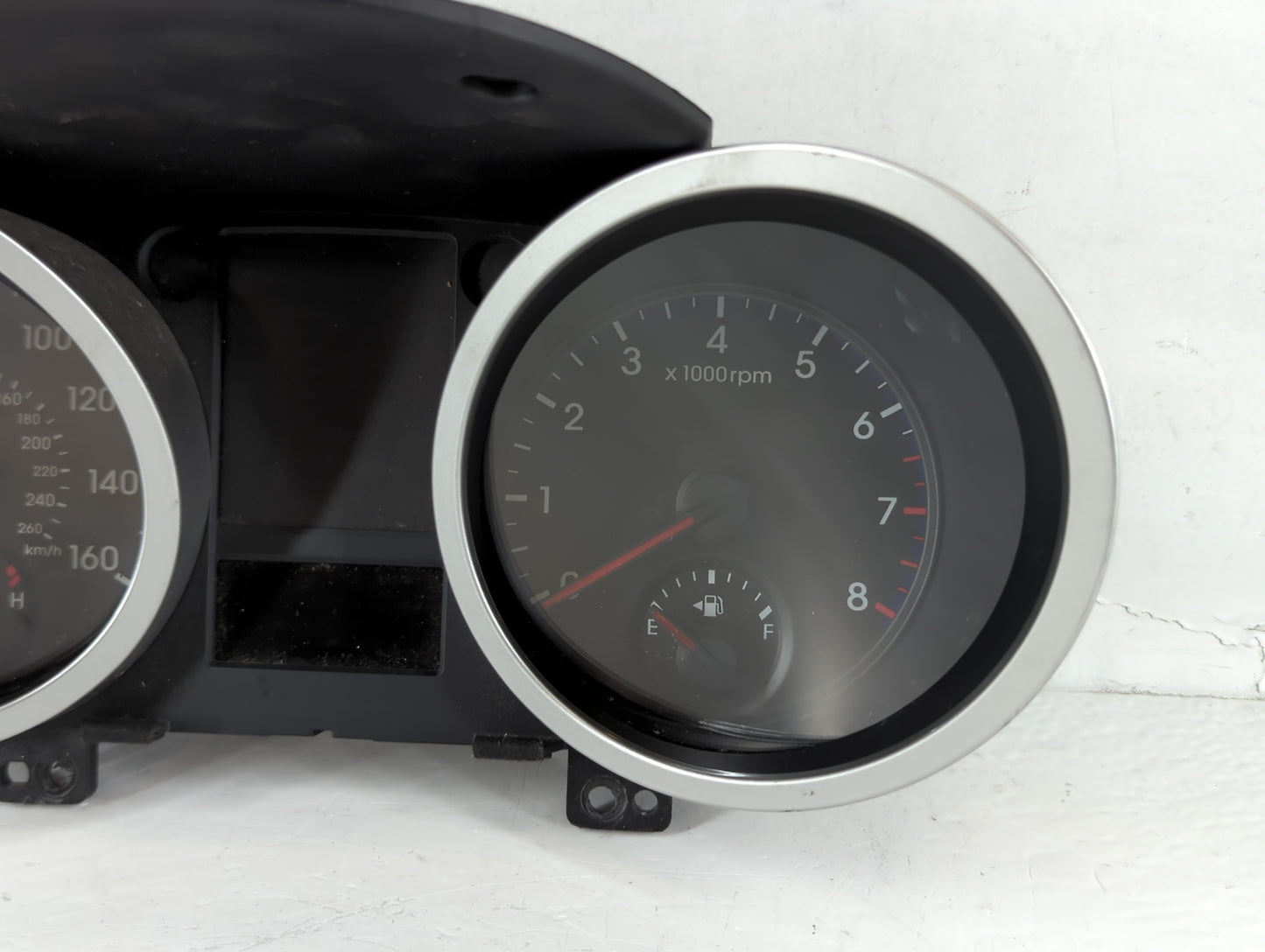 2009-2010 Hyundai Genesis Instrument Cluster Speedometer Gauges P/N:94001-2M190 Fits Fits 2009 2010 OEM Used Auto Parts - Oe