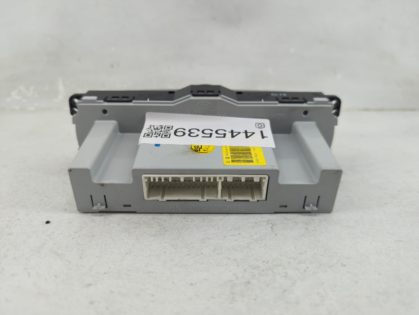 2010 Hyundai Genesis Coupe Climate Control Module Temperature AC/Heater Replacement P/N:97250-2M510 Fits Fits 2009 2011 2012