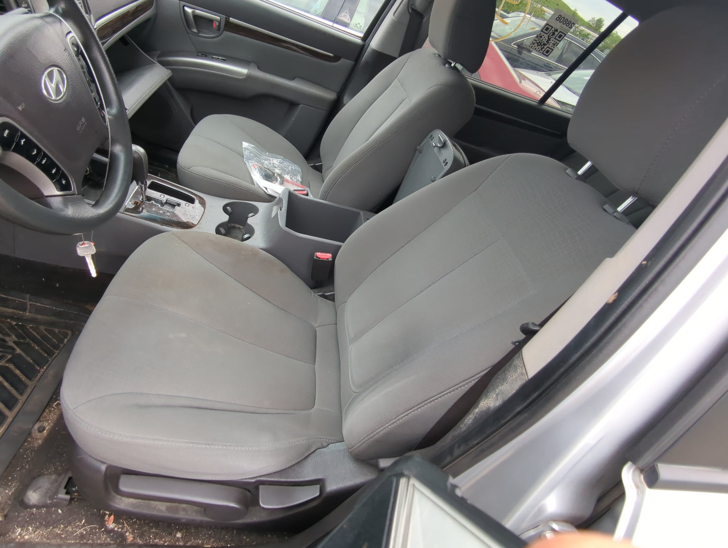 2010-2012 Hyundai Santa Fe Driver Front Seat Oem Grey - Oemusedautoparts1.com