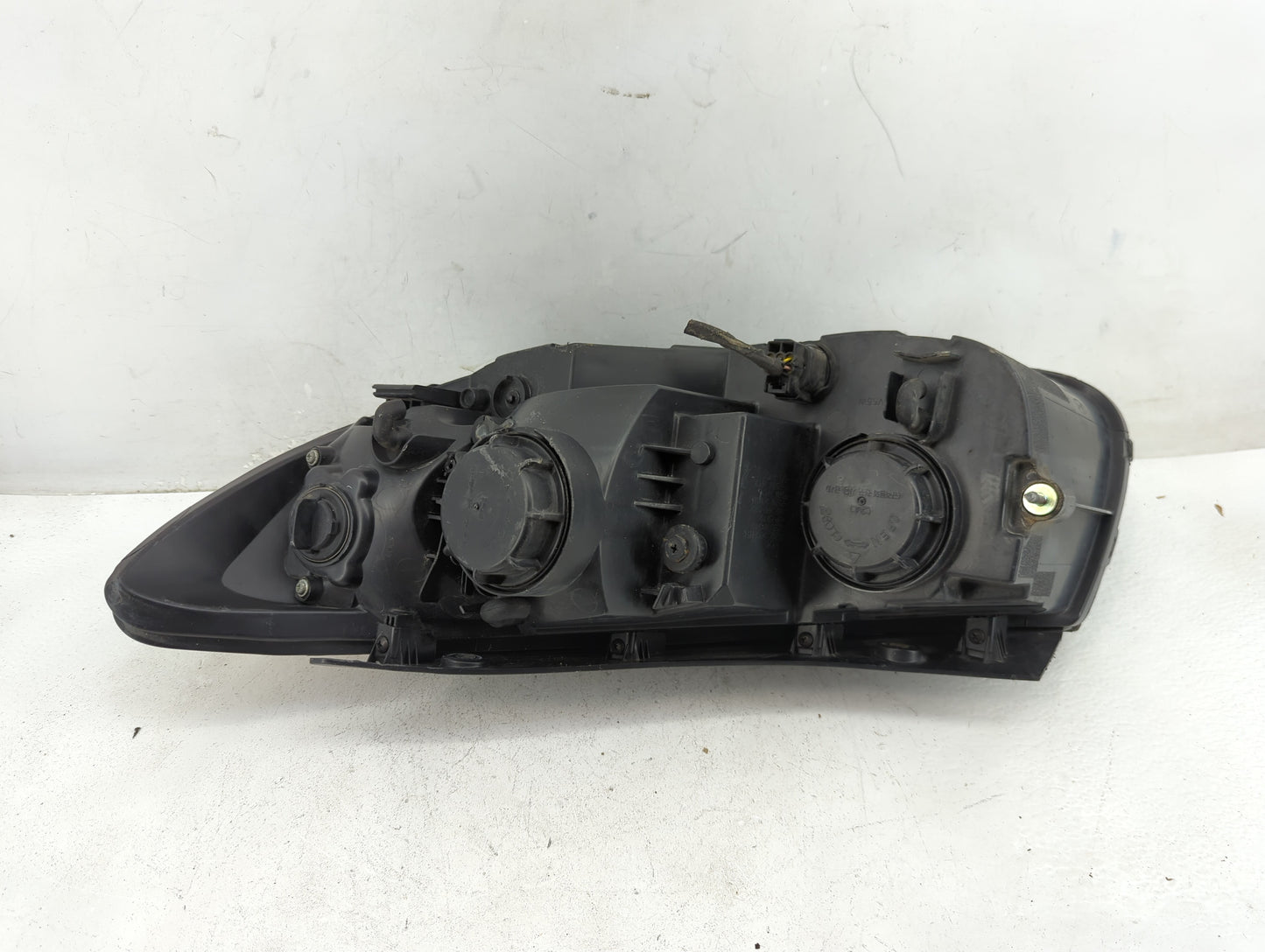 2010-2012 Hyundai Santa Fe Passenger Right Oem Head Light Headlight Lamp - Oemusedautoparts1.com