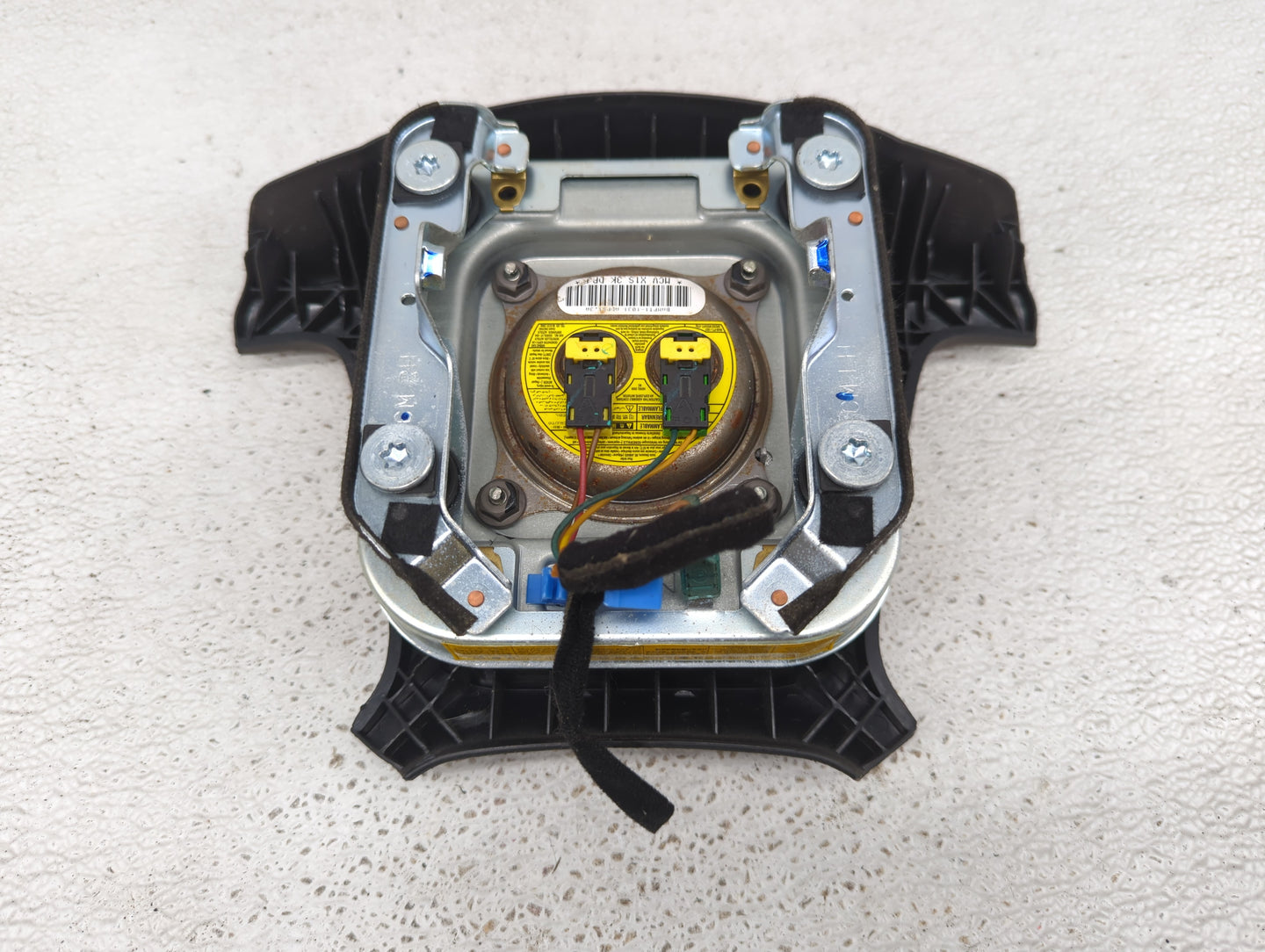 2010-2012 Hyundai Santa Fe Air Bag Driver Left Steering Wheel Mounted - Oemusedautoparts1.com
