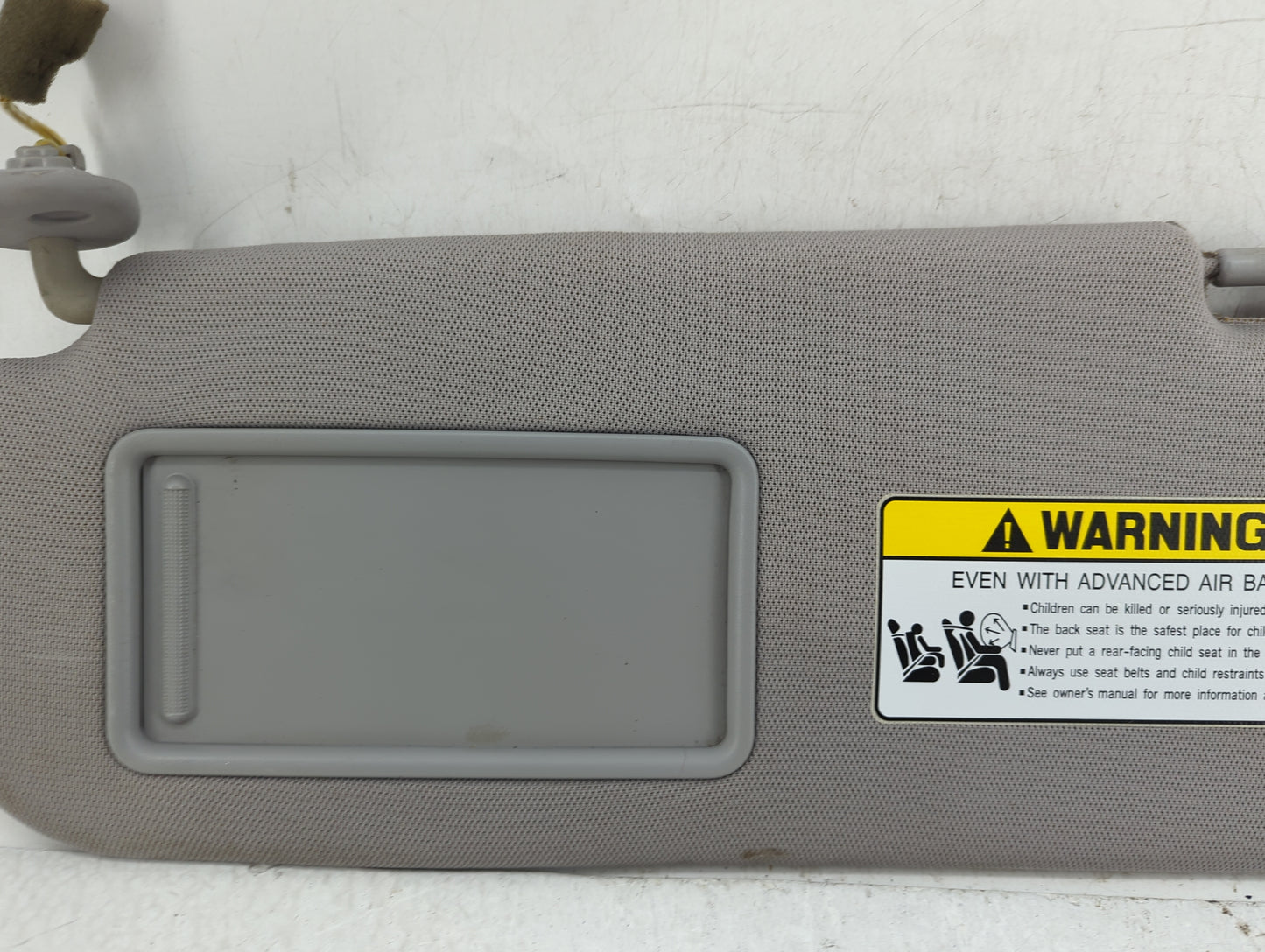 2010-2012 Hyundai Santa Fe Sun Visor Shade Replacement Driver Left Mirror Fits Fits 2010 2011 2012 OEM Used Auto Parts - Oem