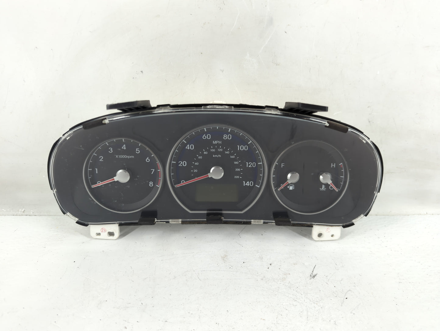 2010-2012 Hyundai Santa Fe Instrument Cluster Speedometer Gauges Fits Fits 2010 2011 2012 OEM Used Auto Parts - Oemusedautop
