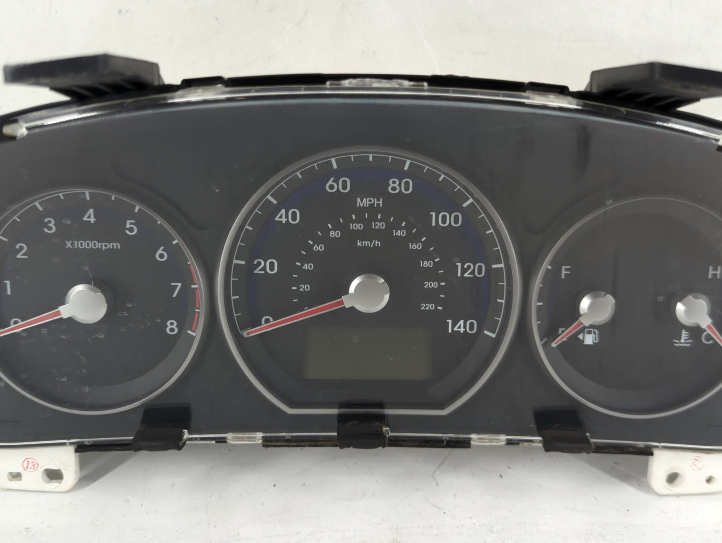 2010-2012 Hyundai Santa Fe Instrument Cluster Speedometer Gauges Fits Fits 2010 2011 2012 OEM Used Auto Parts - Oemusedautop