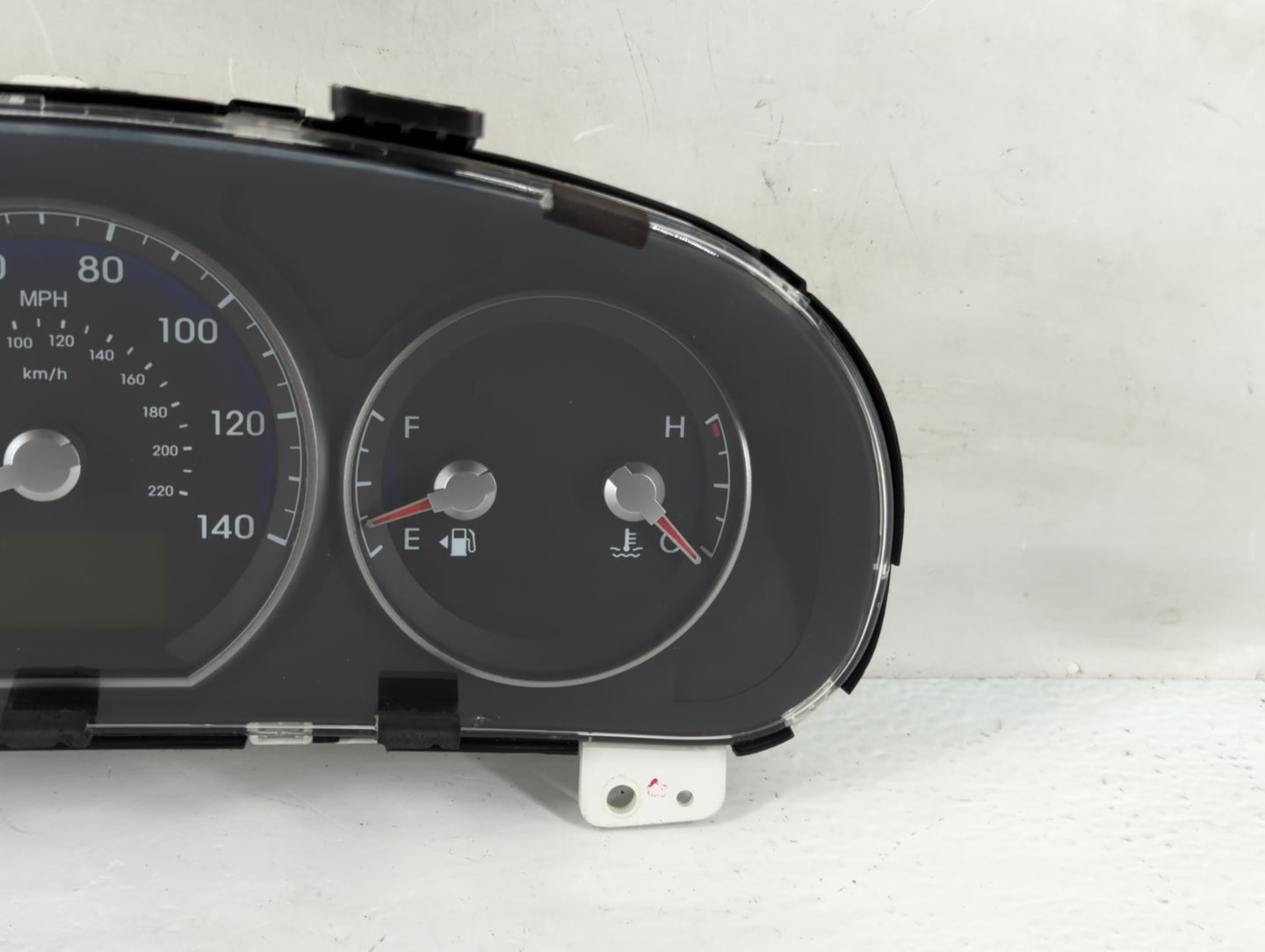 2010-2012 Hyundai Santa Fe Instrument Cluster Speedometer Gauges P/N:94011-0W030 Fits Fits 2010 2011 2012 OEM Used Auto Part