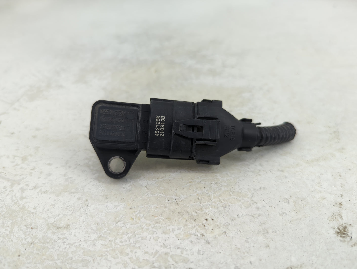 2010-2012 Hyundai Santa Fe Mass Air Flow Meter Maf - Oemusedautoparts1.com