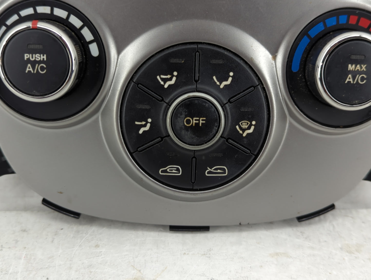 2010-2012 Hyundai Santa Fe Climate Control Module Temperature AC/Heater Replacement Fits Fits 2010 2011 2012 OEM Used Auto P