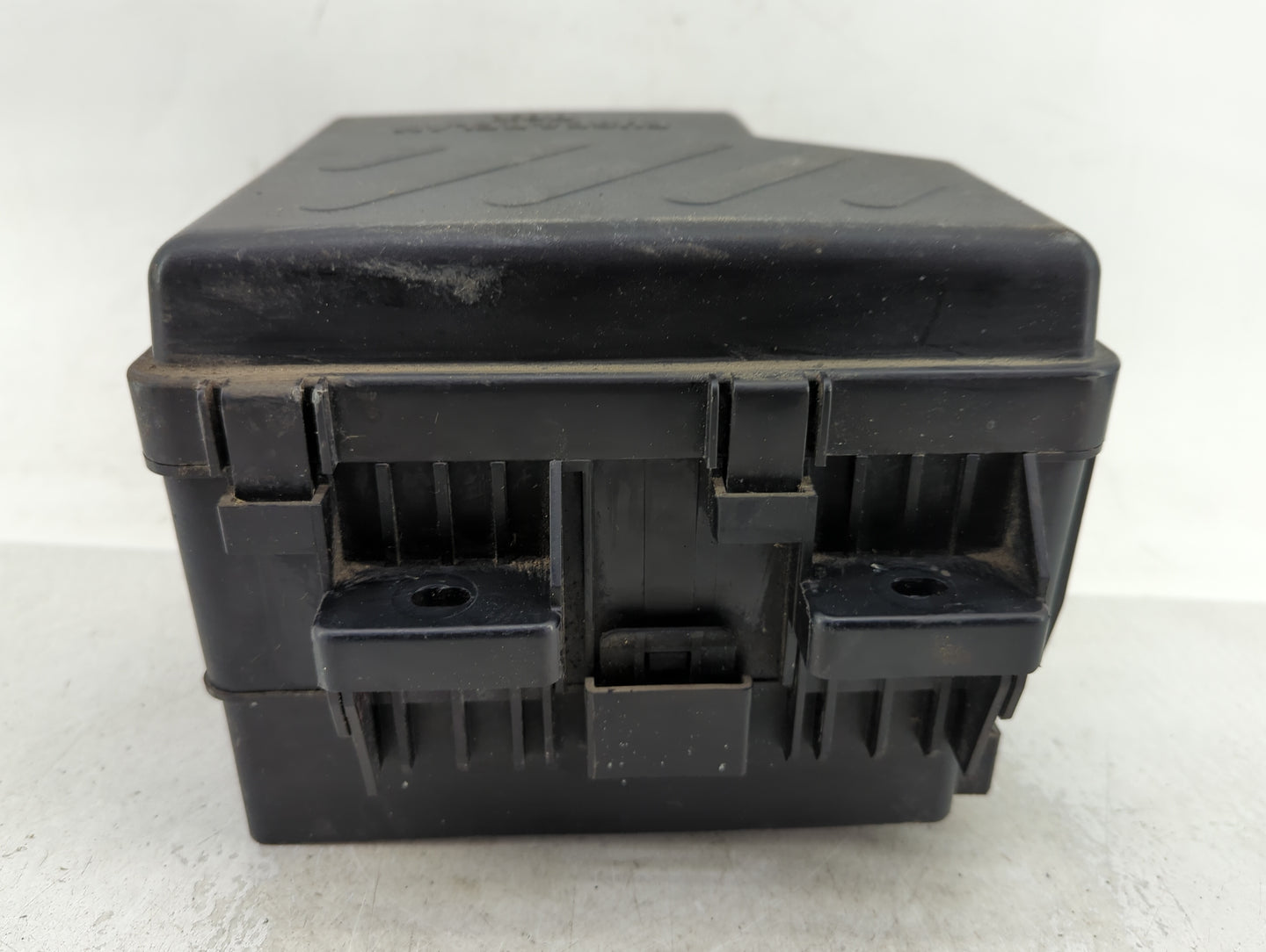2010-2012 Hyundai Santa Fe Fusebox Fuse Box Panel Relay Module Fits Fits 2010 2011 2012 OEM Used Auto Parts - Oemusedautopar