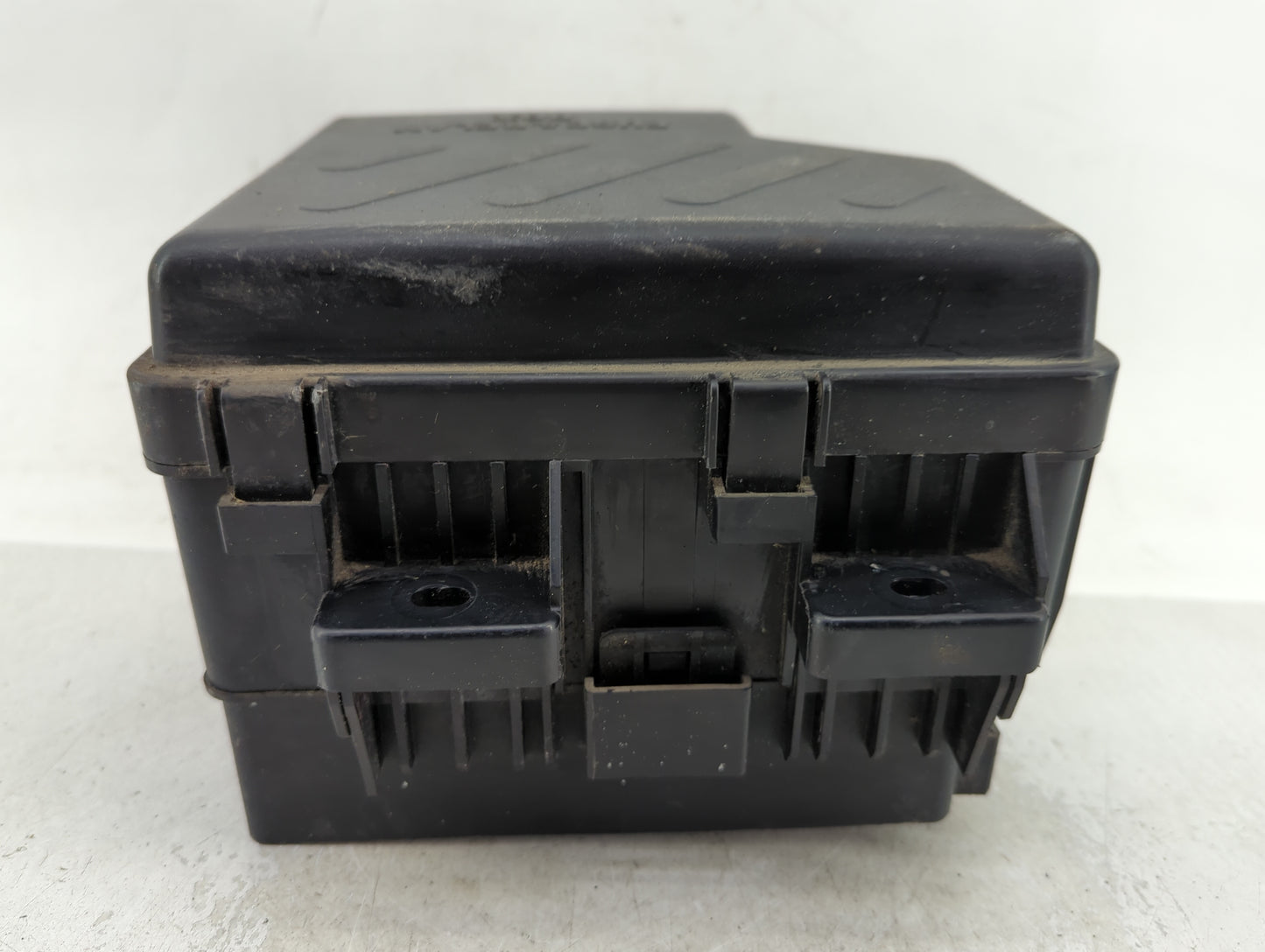 2010-2012 Hyundai Santa Fe Fusebox Fuse Box Panel Relay Module Fits Fits 2010 2011 2012 OEM Used Auto Parts - Oemusedautopar
