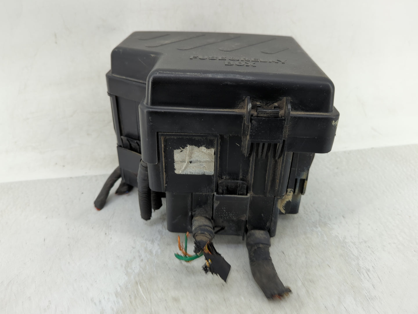 2010-2012 Hyundai Santa Fe Fusebox Fuse Box Panel Relay Module Fits Fits 2010 2011 2012 OEM Used Auto Parts - Oemusedautopar
