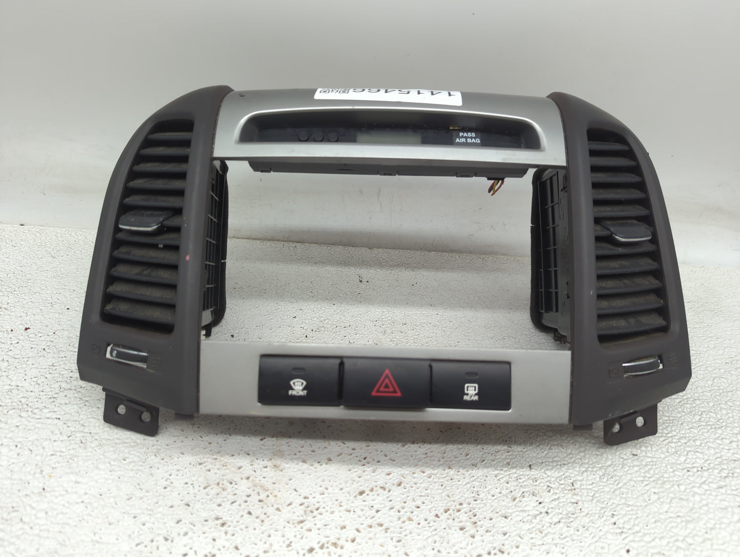 2010 Hyundai Santa Fe Digitial Dash Clock P/N:94520-2B000 Fits OEM Used Auto Parts - Oemusedautoparts1.com