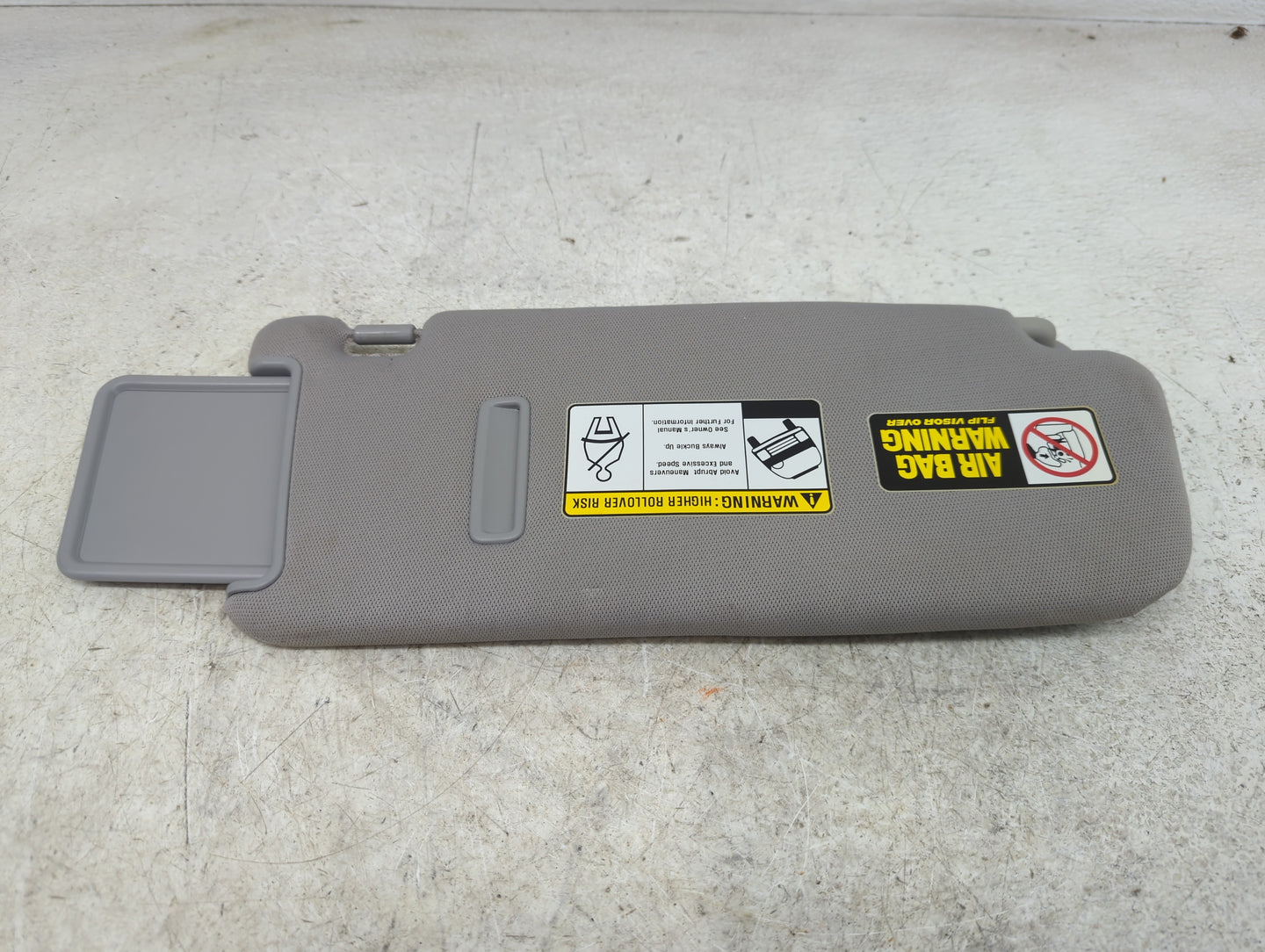 2010-2012 Hyundai Santa Fe Sun Visor Shade Replacement Driver Left Mirror Fits Fits 2010 2011 2012 OEM Used Auto Parts - Oem