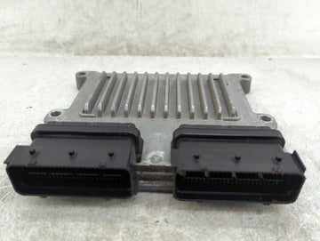 2010-2012 Hyundai Santa Fe PCM Engine Control Computer ECU ECM PCU OEM P/N:39109-3C560 28281683 Fits Fits 2010 2011 2012 OEM