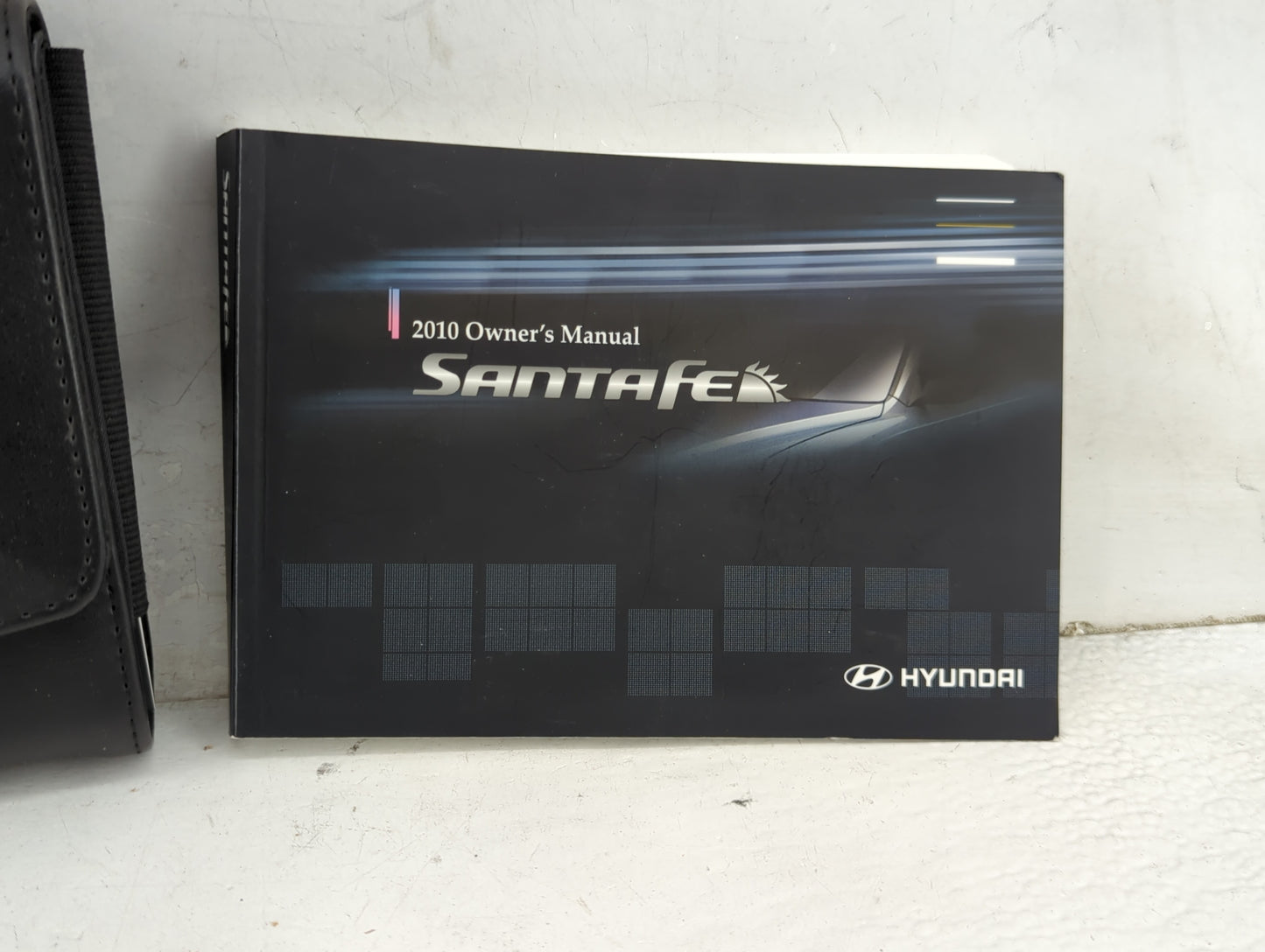 2010 Hyundai Santa Fe Owners Manual Book Guide P/N:A2BO-EU9OA OEM Used Auto Parts - Oemusedautoparts1.com