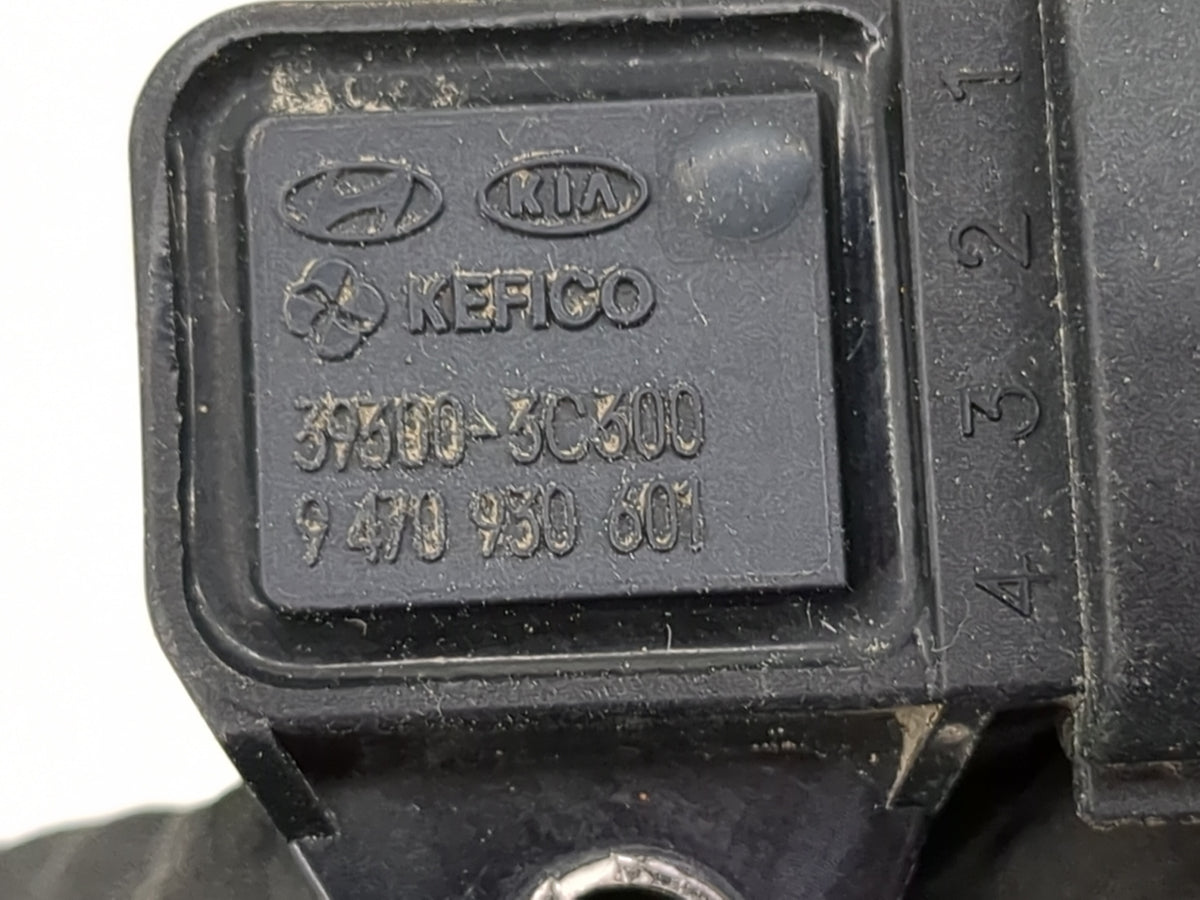 2010-2012 Hyundai Santa Fe Mass Air Flow Meter Maf Sensor 1485549 - Oemusedautoparts1.com