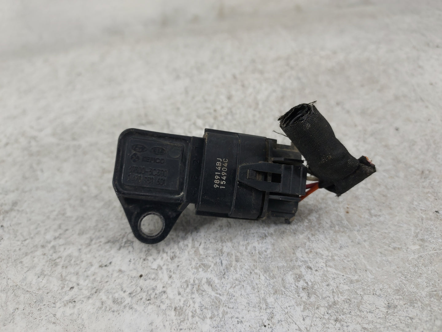 2010-2012 Hyundai Santa Fe Mass Air Flow Meter Maf 1486066 - Oemusedautoparts1.com