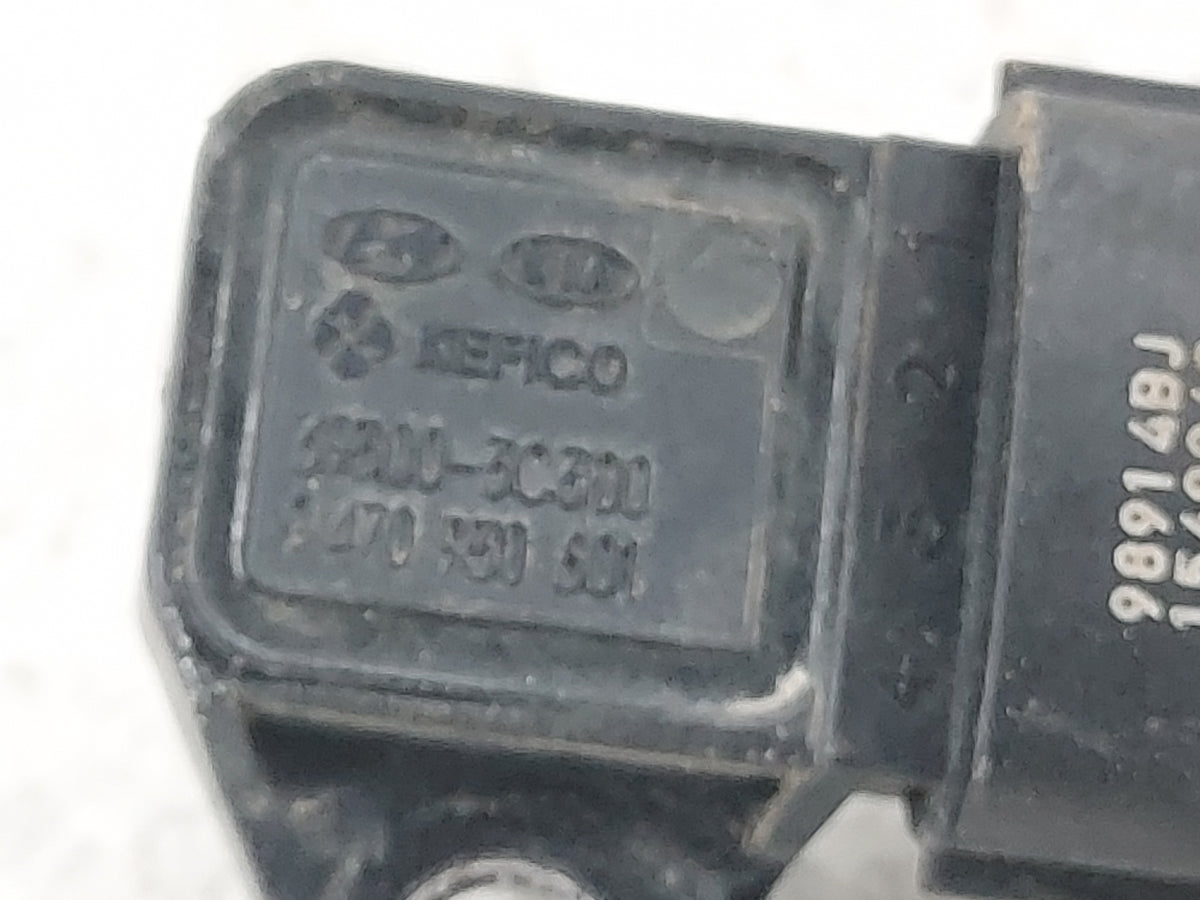 2010-2012 Hyundai Santa Fe Mass Air Flow Meter Maf Sensor 1486066 - Oemusedautoparts1.com