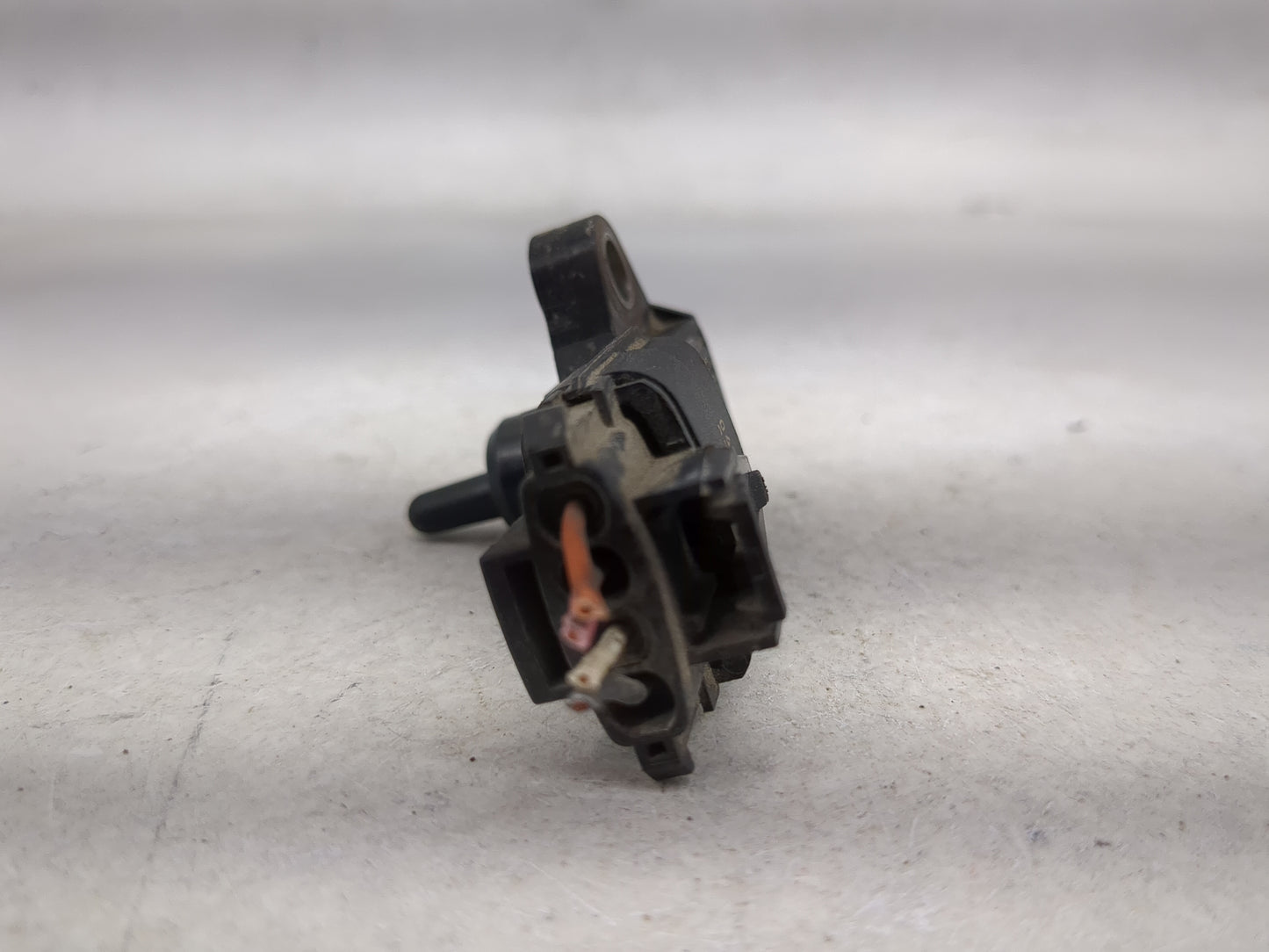 2010-2012 Hyundai Santa Fe Mass Air Flow Meter Maf 1486698 - Oemusedautoparts1.com