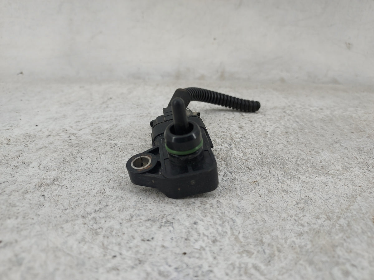 2010-2012 Hyundai Santa Fe Mass Air Flow Meter Maf Sensor 1487342 - Oemusedautoparts1.com