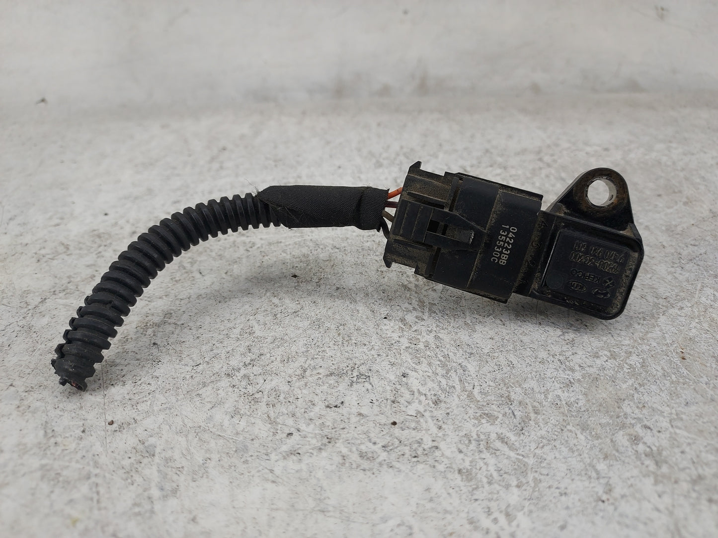 2010-2012 Hyundai Santa Fe Mass Air Flow Meter Maf 1487342 - Oemusedautoparts1.com