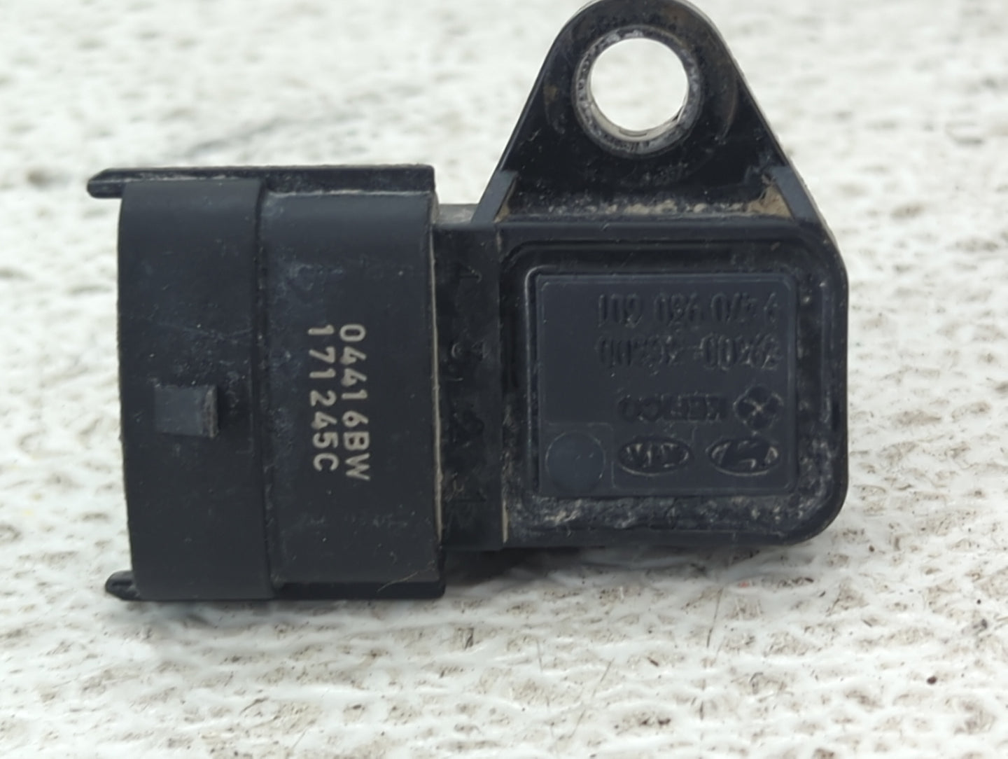 2010-2012 Hyundai Santa Fe Mass Air Flow Meter Maf 1487896 - Oemusedautoparts1.com