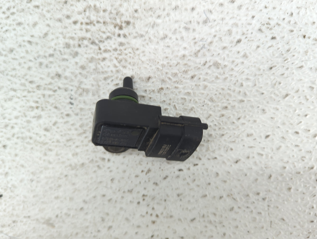 2010-2012 Hyundai Santa Fe Mass Air Flow Meter Maf Sensor 1487906 - Oemusedautoparts1.com