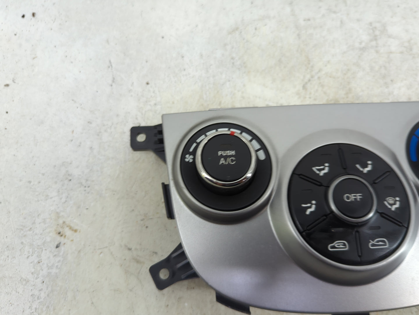 2010-2012 Hyundai Santa Fe Climate Control Module Temperature AC/Heater Replacement P/N:87260-2BXXX Fits Fits 2010 2011 2012