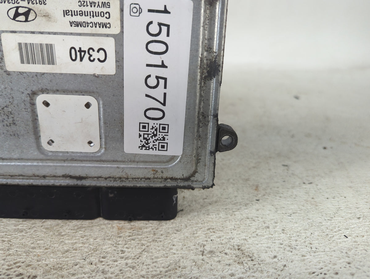 2010-2012 Hyundai Santa Fe PCM Engine Control Computer ECU ECM PCU OEM P/N:39134-2G340 39104-2G340 Fits Fits 2010 2011 2012 