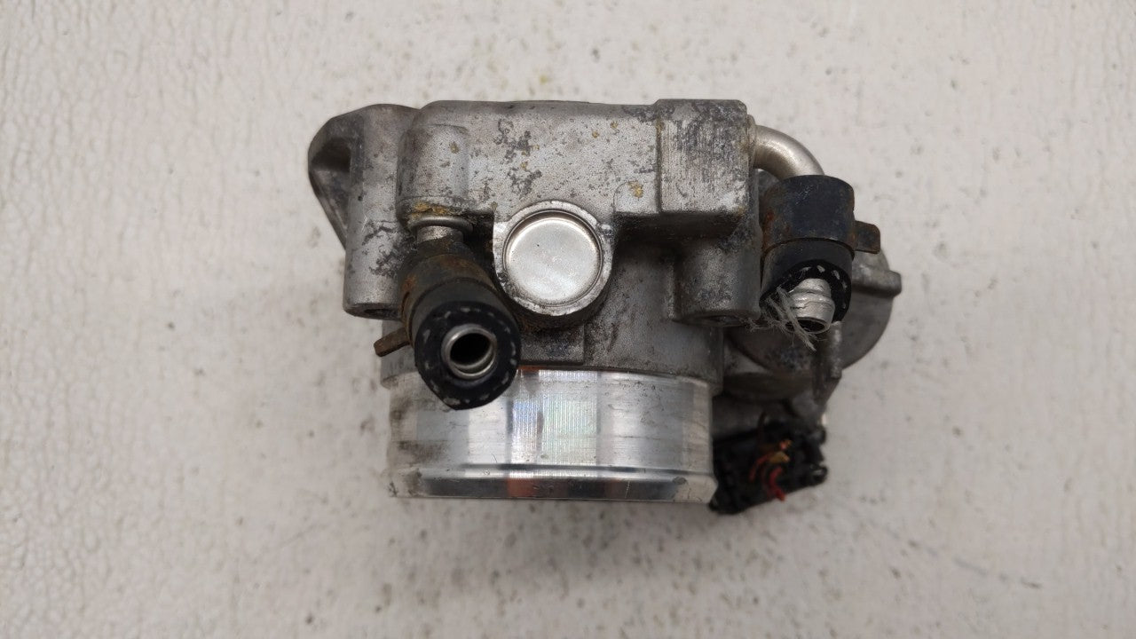 2010-2012 Hyundai Santa Fe Throttle Body P/N:35100-25400 35100-25200 Fits Fits 2006 2007 2008 2009 2010 2011 2012 2013 OEM U