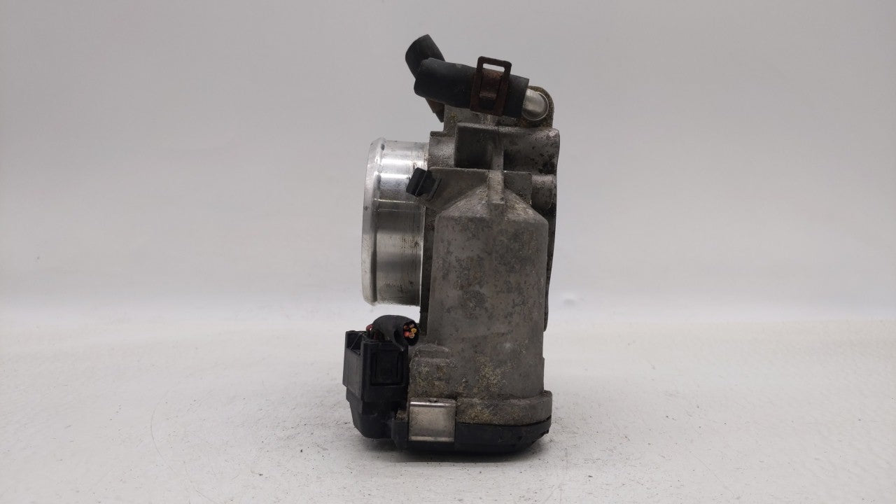 2010-2012 Hyundai Santa Fe Throttle Body P/N:35100-25400 35100-25200 Fits Fits 2006 2007 2008 2009 2010 2011 2012 2013 OEM U