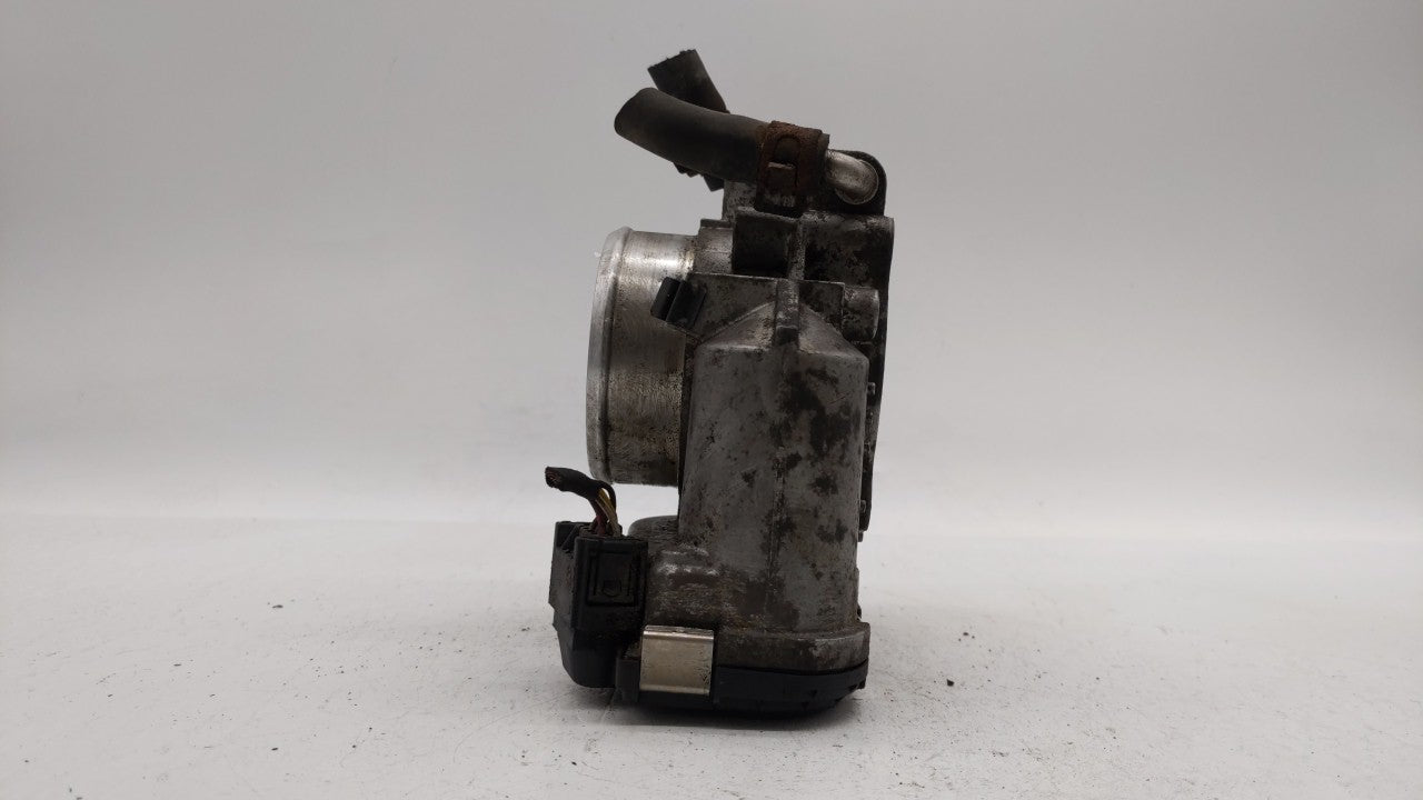 2010-2012 Hyundai Santa Fe Throttle Body P/N:35100-25400 35100-25200 Fits Fits 2006 2007 2008 2009 2010 2011 2012 2013 OEM U