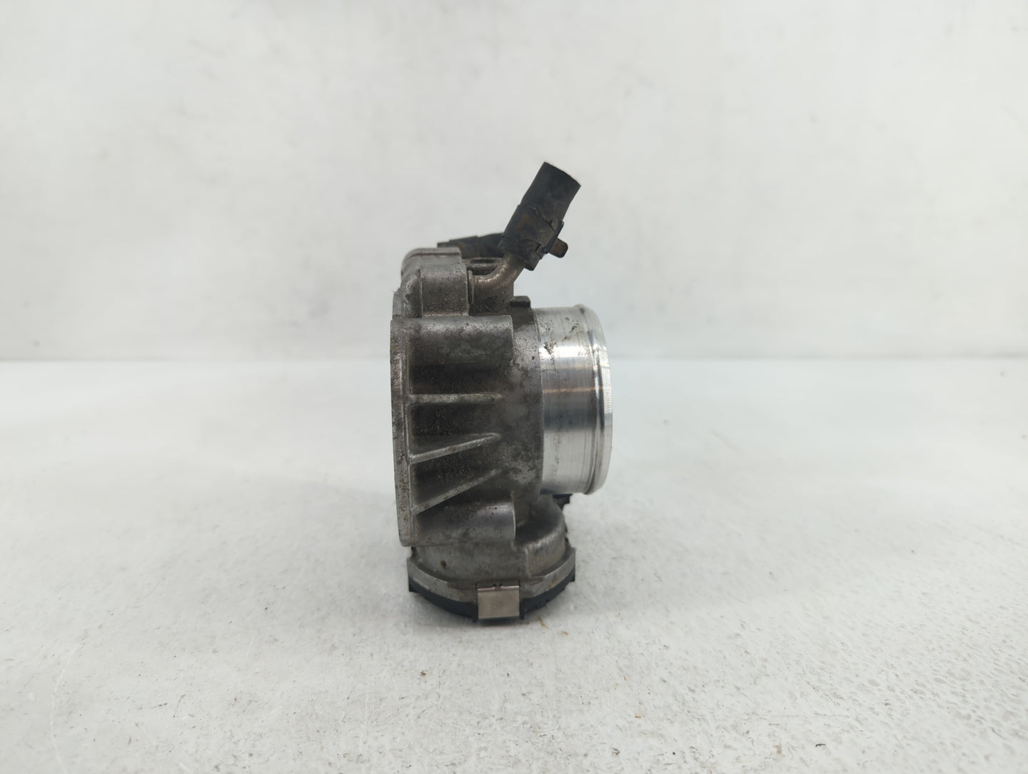 2010-2012 Hyundai Santa Fe Throttle Body P/N:35100-25400 35100-25200 Fits Fits 2006 2007 2008 2009 2010 2011 2012 2013 OEM U