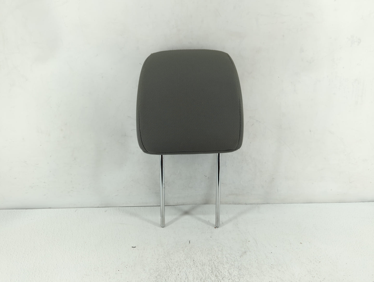 2010-2012 Hyundai Santa Fe Headrest Head Rest Front Driver Passenger Seat Fits Fits 2010 2011 2012 OEM Used Auto Parts - Oem