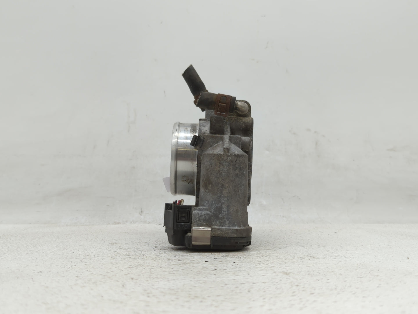 2010-2012 Hyundai Santa Fe Throttle Body P/N:35100-25400 35100-25200 Fits Fits 2006 2007 2008 2009 2010 2011 2012 2013 OEM U