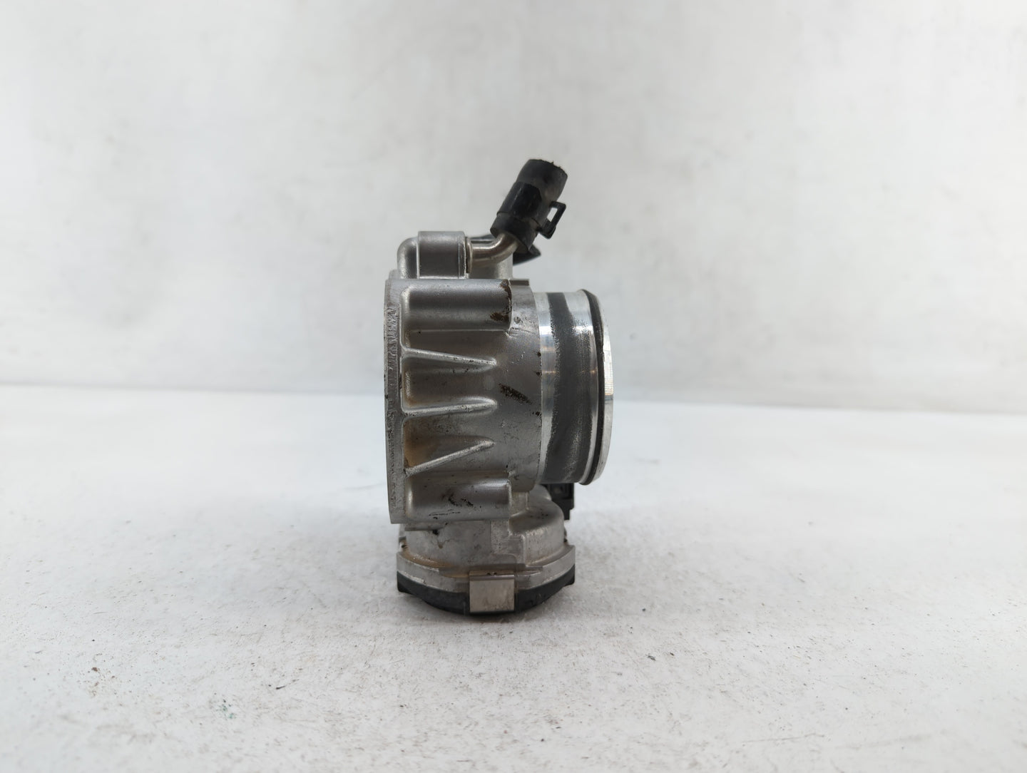 2010-2012 Hyundai Santa Fe Throttle Body P/N:35100-25400 35100-25200 Fits Fits 2006 2007 2008 2009 2010 2011 2012 2013 OEM U