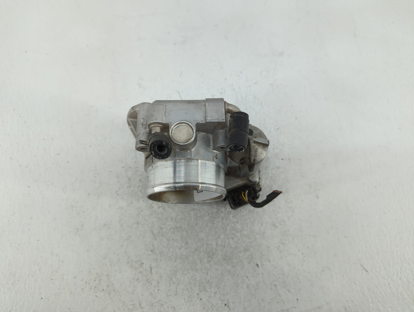 2010-2012 Hyundai Santa Fe Throttle Body P/N:35100-25400 35100-25200 Fits Fits 2006 2007 2008 2009 2010 2011 2012 2013 OEM U
