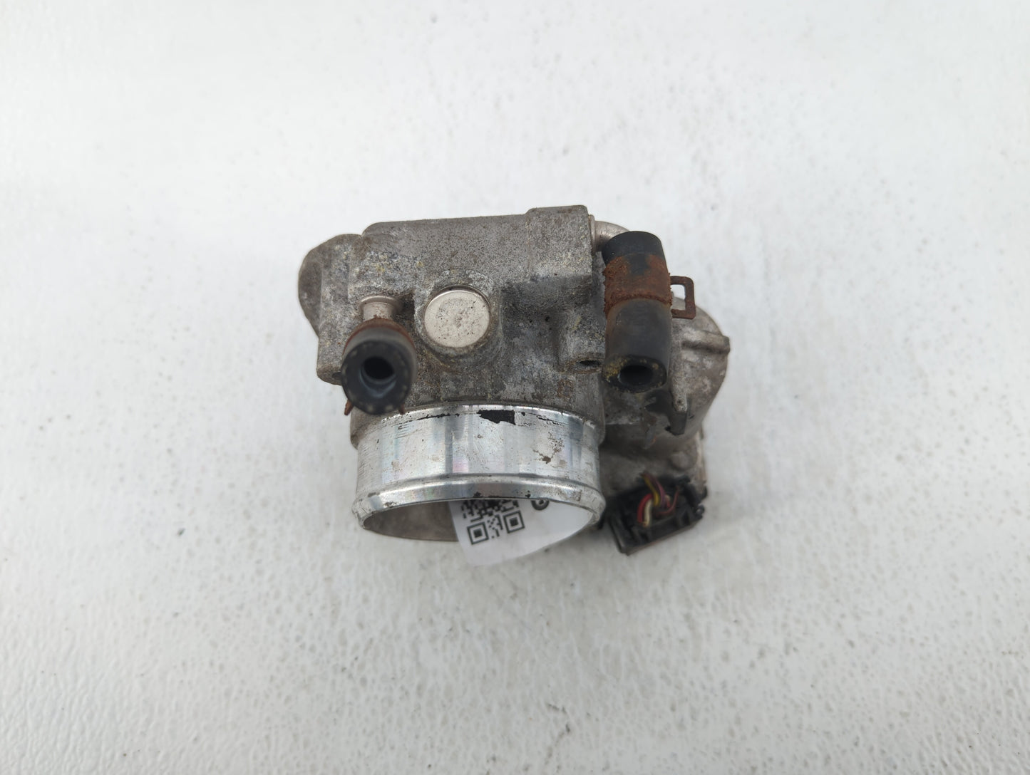 2010-2012 Hyundai Santa Fe Throttle Body P/N:35100-25400 Fits Fits 2006 2007 2008 2009 2010 2011 2012 2013 OEM Used Auto Par
