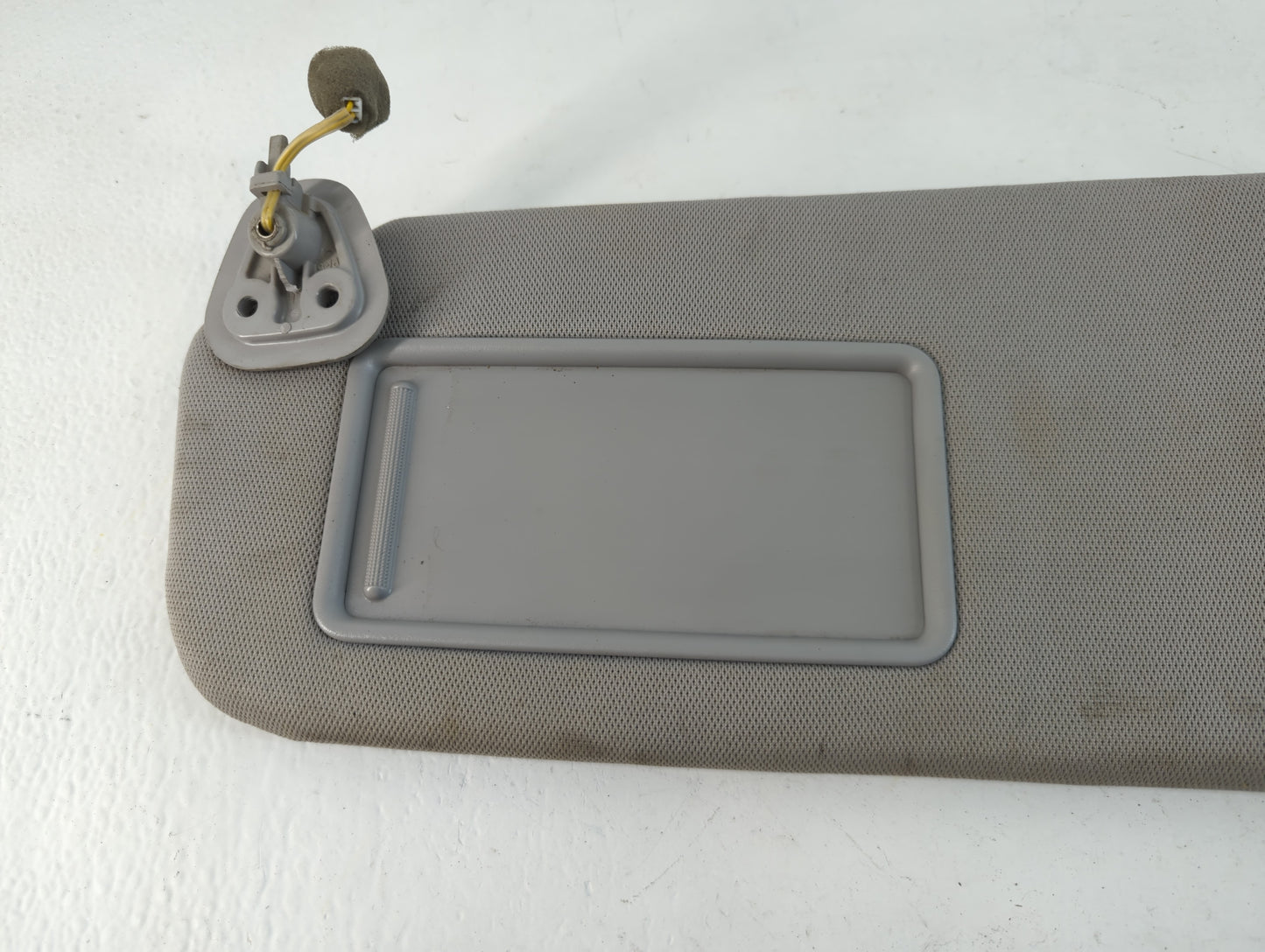 2010-2012 Hyundai Santa Fe Sun Visor Shade Replacement Driver Left Mirror Fits Fits 2010 2011 2012 OEM Used Auto Parts - Oem