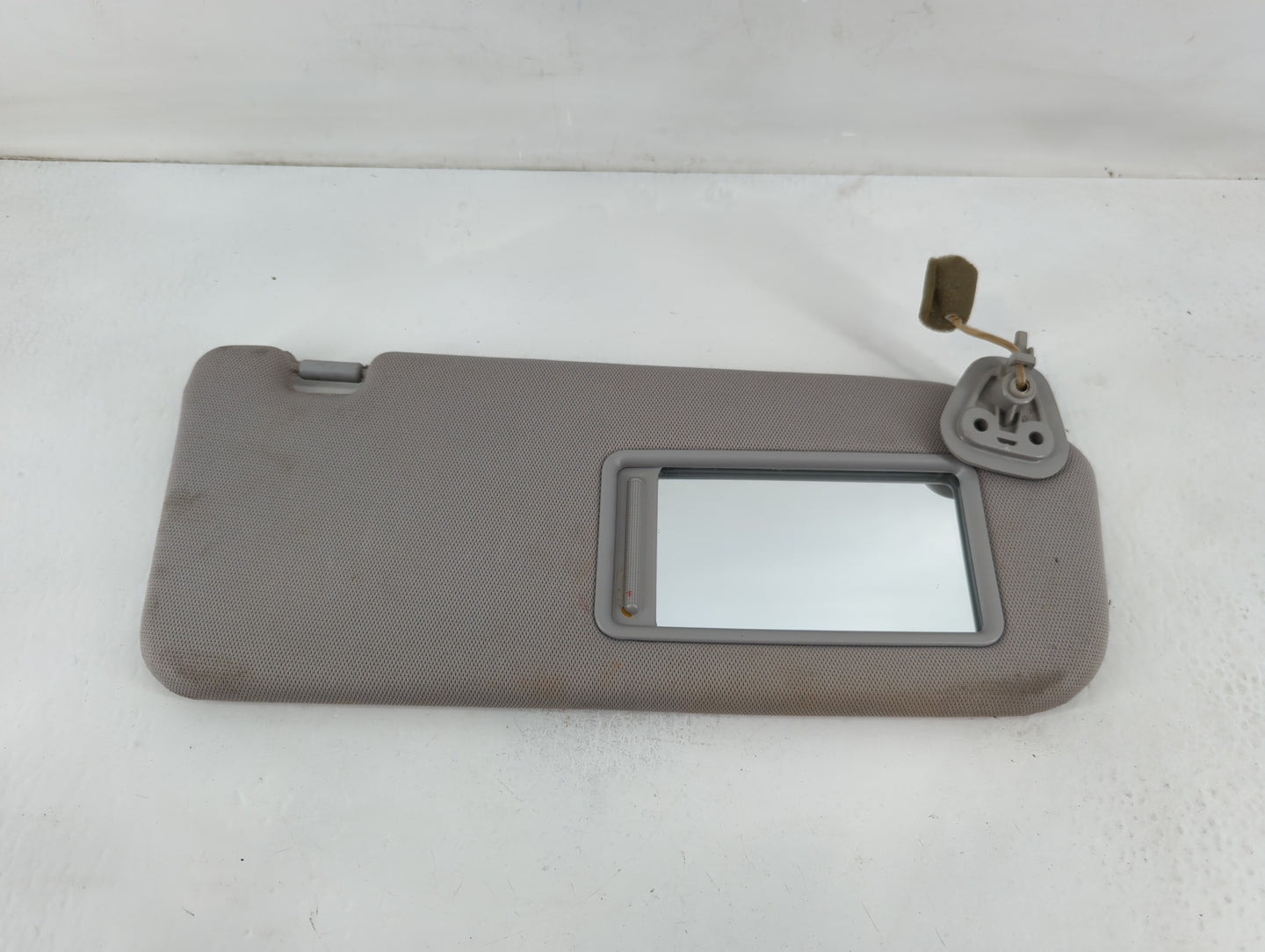 2010-2012 Hyundai Santa Fe Sun Visor Shade Replacement Driver Left Mirror Fits Fits 2010 2011 2012 OEM Used Auto Parts - Oem