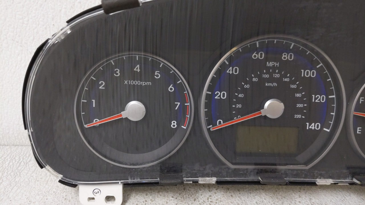 2010-2012 Hyundai Santa Fe Instrument Cluster Speedometer Gauges P/N:94011-0W031 Fits Fits 2010 2011 2012 OEM Used Auto Part