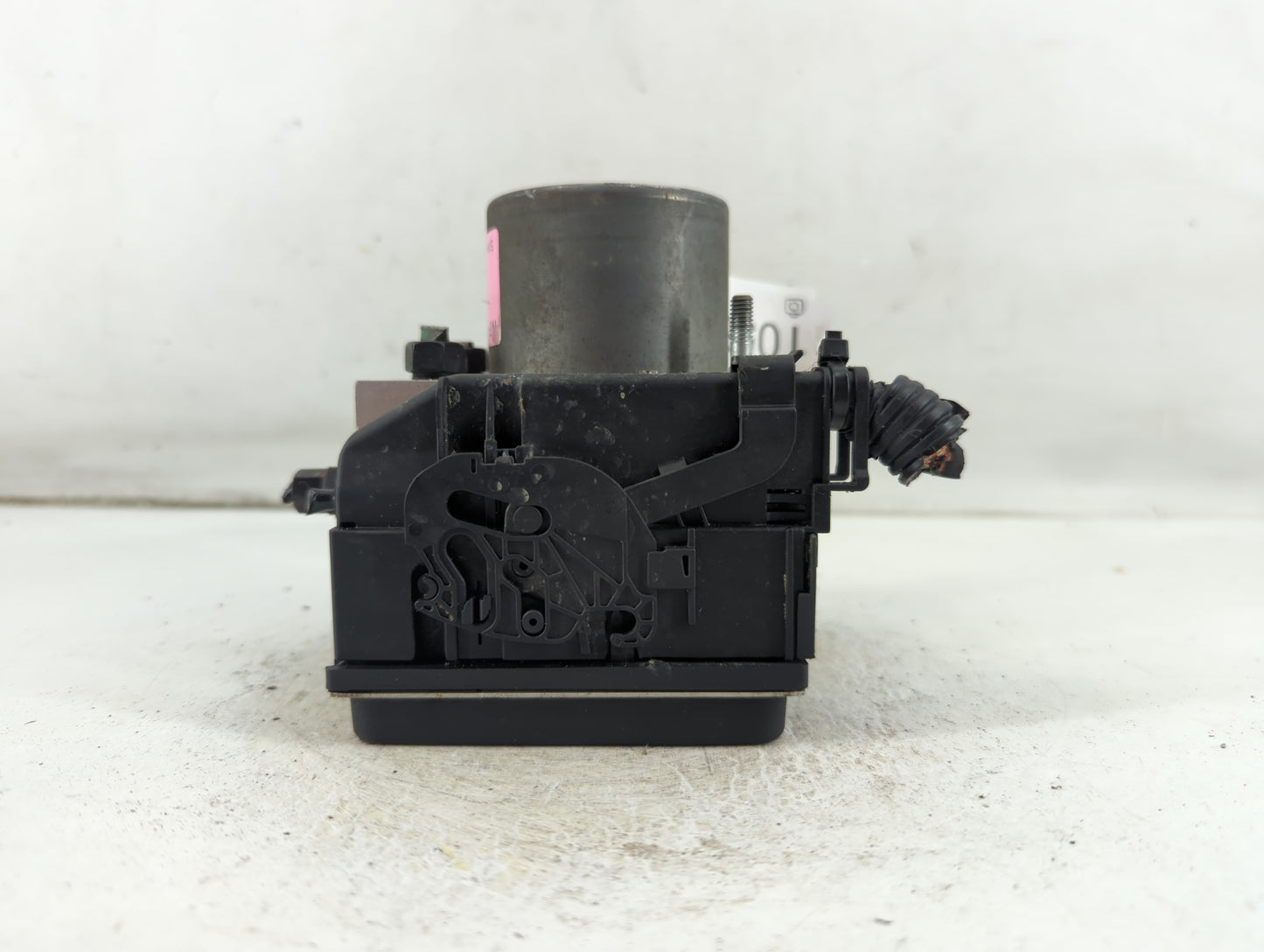 2009-2010 Hyundai Sonata ABS Pump Control Module Replacement P/N:0 265 230 021 Fits Fits 2009 2010 OEM Used Auto Parts - Oem