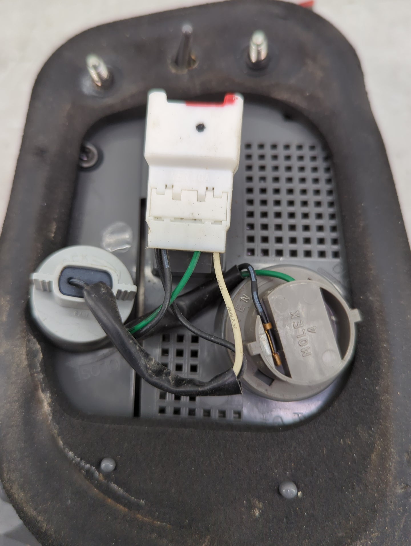 2009-2010 Hyundai Sonata Driver Left Side Deck Lid Mounted Tail Light - Oemusedautoparts1.com