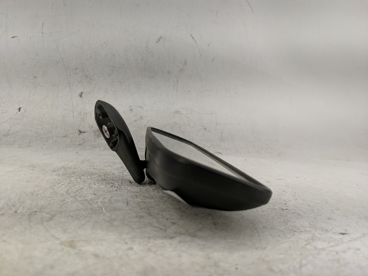 2010 Hyundai Sonata Interior Rear View Mirror Replacement OEM P/N:E13010082 Fits OEM Used Auto Parts - Oemusedautoparts1.com