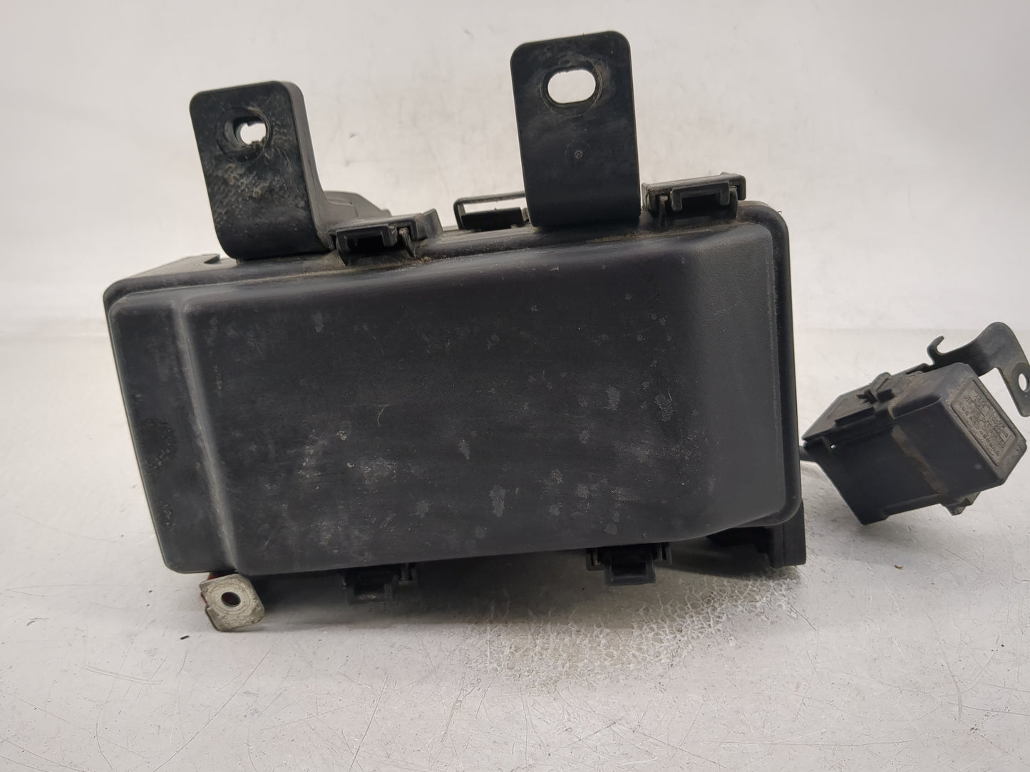 2008-2010 Hyundai Sonata Fusebox Fuse Box Panel Relay Module P/N:91950-3K750 Fits Fits 2008 2009 2010 OEM Used Auto Parts - 